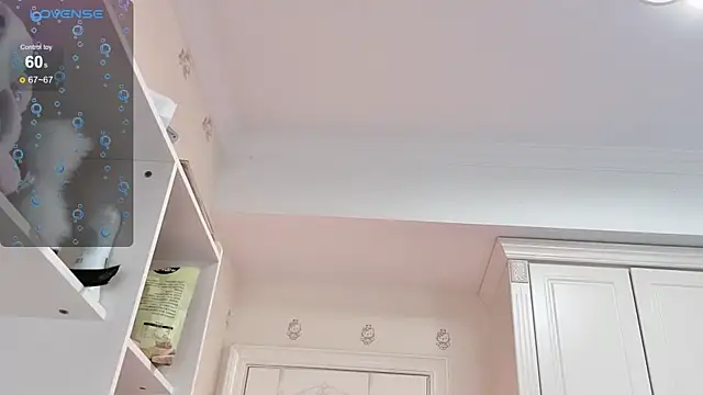 Snapshot of Ya-Ya- chatting on November 24, 2025, 1:05 am Ya-Ya- online show from November 24, 2025, 1:05 am