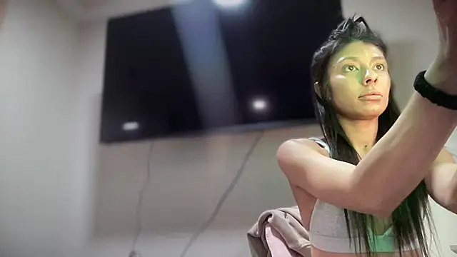 bbgurlnickii online show from February 4, 2026, 6:52 am