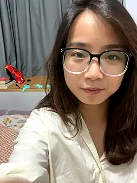Snapshot of Hdmhdm-0022 chatting on September 22, 2025, 2:23 pm Hdmhdm-0022 online show from September 22, 2025, 2:23 pm