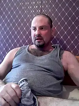Snapshot of _NEREZA_ chatting on May 4, 2026, 3:26 pm NEREZA online show from May 4, 2026, 3:26 pm