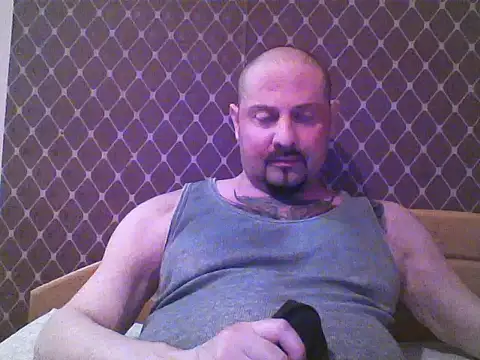 Snapshot of _NEREZA_ chatting on June 14, 2026, 7:37 pm NEREZA online show from June 14, 2026, 7:37 pm