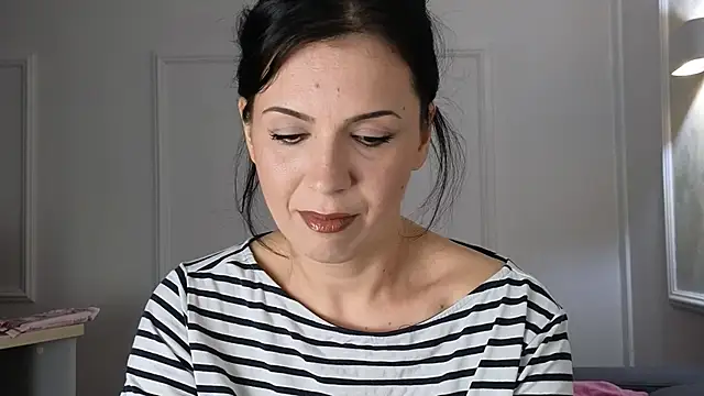 AlyaRei online show from October 16, 2025, 7:44 pm