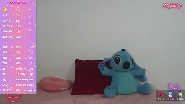 Snapshot of Allison_19__ chatting on October 16, 2025, 10:34 am Allison 19 online show from October 16, 2025, 10:34 am