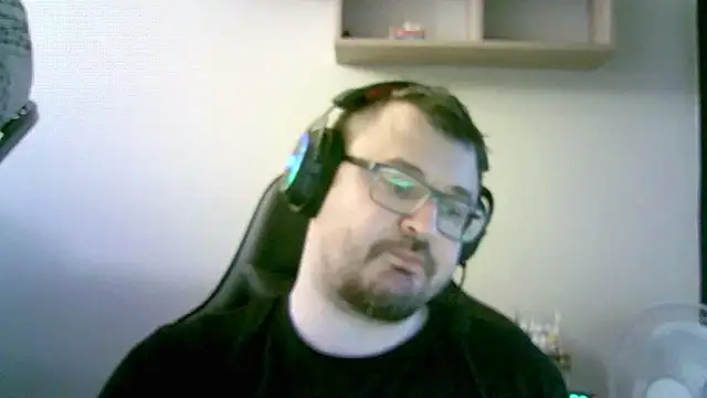 Snapshot of SirAbuser chatting on November 18, 2025, 7:00 am SirAbuser online show from November 18, 2025, 7:00 am