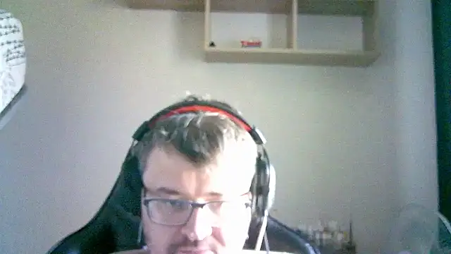 Snapshot of SirAbuser chatting on October 17, 2025, 7:00 am SirAbuser online show from October 17, 2025, 7:00 am