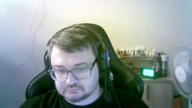 Snapshot of SirAbuser chatting on March 2, 2026, 7:09 am SirAbuser online show from March 2, 2026, 7:09 am