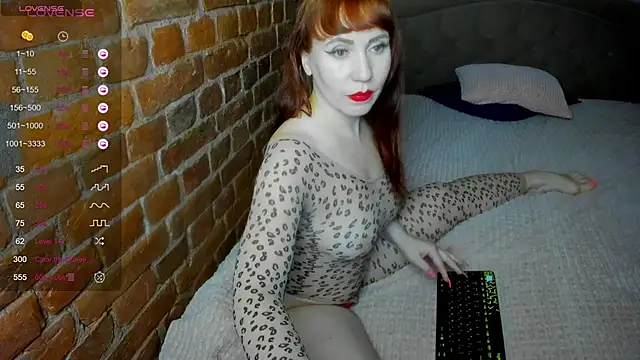 Snapshot of Cutiee_Alicee chatting on March 15, 2025, 1:30 am Cutiee Alicee online show from March 15, 2025, 1:30 am