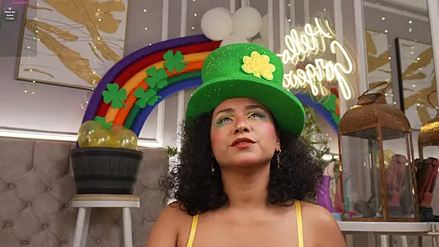 ellette   online show from March 16, 2026, 7:16 pm