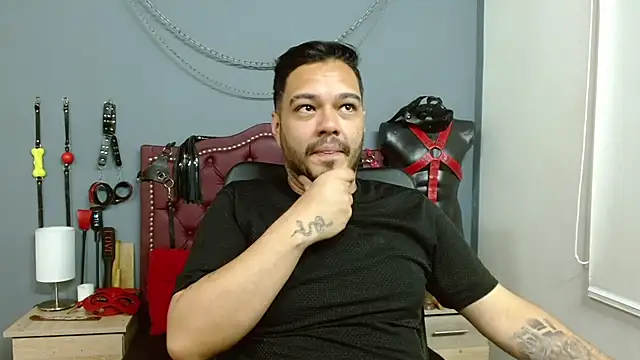 Snapshot of Stevens_db chatting on October 4, 2025, 7:37 pm Stevens db online show from October 4, 2025, 7:37 pm