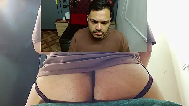 Snapshot of Stevens_db chatting on October 2, 2025, 11:30 pm Stevens db online show from October 2, 2025, 11:30 pm