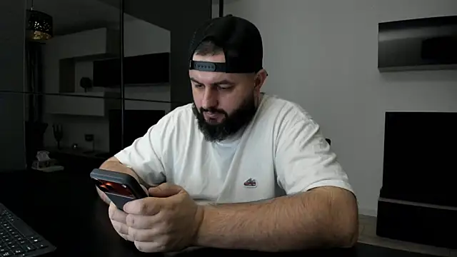 Snapshot of DravenPeak chatting on February 19, 2026, 8:50 pm DravenPeak online show from February 19, 2026, 8:50 pm