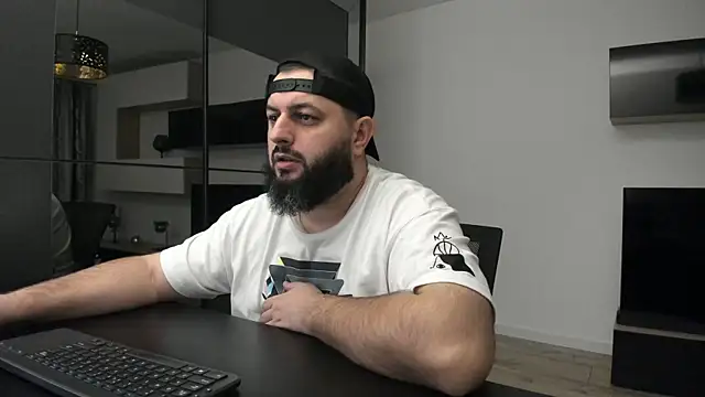 Snapshot of DravenPeak chatting on January 11, 2026, 8:05 pm DravenPeak online show from January 11, 2026, 8:05 pm