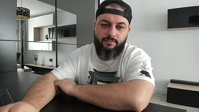 Snapshot of DravenPeak chatting on December 4, 2025, 11:53 am DravenPeak online show from December 4, 2025, 11:53 am