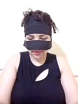 Diva watine online show from October 29, 2025, 7:13 pm