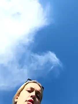 lollylicious22 online show from September 13, 2025, 2:50 pm