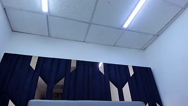 Snapshot of Aisha_hotts777 chatting on February 3, 2026, 4:21 am Aisha hotts777 online show from February 3, 2026, 4:21 am