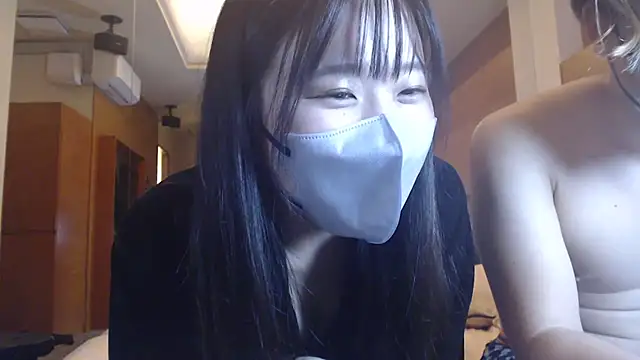 Snapshot of BROsister chatting on December 2, 2025, 11:01 am BROsister online show from December 2, 2025, 11:01 am