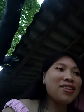Snapshot of Cklovesu47244 chatting on October 6, 2025, 10:38 am Cklovesu47244 online show from October 6, 2025, 10:38 am