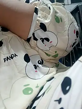 Snapshot of _Babyrose_ chatting on December 21, 2025, 6:20 pm Babyrose online show from December 21, 2025, 6:20 pm