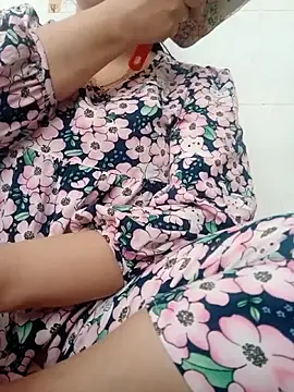 Snapshot of _Babyrose_ chatting on February 6, 2026, 3:02 am Babyrose online show from February 6, 2026, 3:02 am