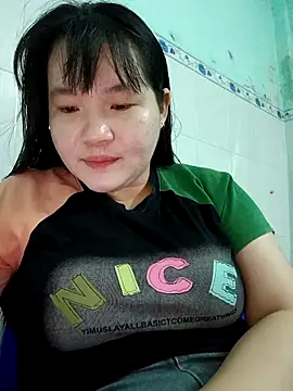 Snapshot of _Babyrose_ chatting on February 11, 2026, 7:14 pm Babyrose online show from February 11, 2026, 7:14 pm