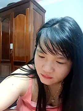  Babyrose  online show from October 24, 2025, 2:38 pm