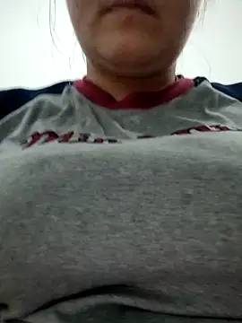 Snapshot of _Babyrose_ chatting on March 1, 2026, 6:41 pm Babyrose online show from March 1, 2026, 6:41 pm