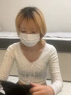 Snapshot of reon_reonreon chatting on March 2, 2026, 10:00 am reon reonreon online show from March 2, 2026, 10:00 am