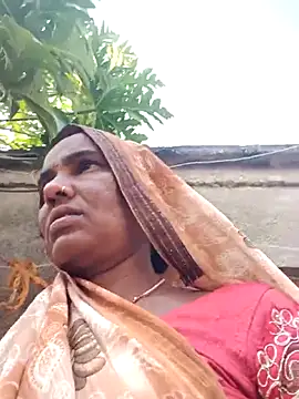 Pinky12A online show from October 19, 2025, 2:36 am