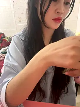 Snapshot of Lissa_xinh09 chatting on November 15, 2025, 6:50 am Lissa xinh09 online show from November 15, 2025, 6:50 am