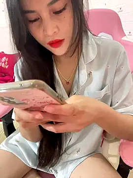 Snapshot of Lissa_xinh09 chatting on October 28, 2025, 8:02 am Lissa xinh09 online show from October 28, 2025, 8:02 am