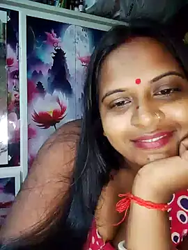 Snapshot of Hot-Show2 chatting on October 7, 2025, 5:36 pm Hot-Show2 online show from October 7, 2025, 5:36 pm