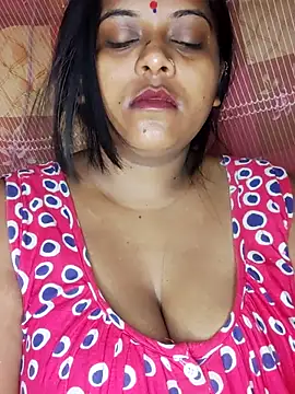 Snapshot of Hot-Show2 chatting on October 12, 2025, 1:07 am Hot-Show2 online show from October 12, 2025, 1:07 am