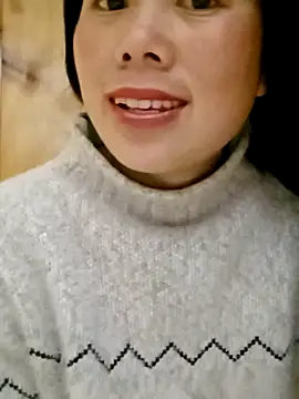 LyyChac online show from November 28, 2025, 10:10 pm