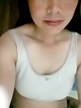 LyyChac online show from September 13, 2025, 7:25 pm