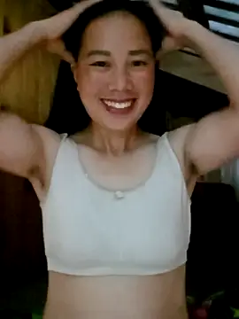 LyyChac online show from September 16, 2025, 9:49 pm