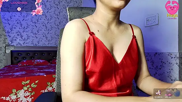 snow white123 online show from May 18, 2026, 9:30 pm