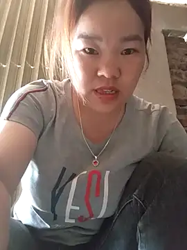 sukabae00 online show from April 9, 2026, 2:13 am