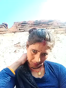 Snapshot of Arti13A chatting on February 14, 2026, 3:29 am Arti13A online show from February 14, 2026, 3:29 am