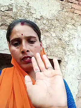 Snapshot of Arti13A chatting on May 4, 2026, 12:08 pm Arti13A online show from May 4, 2026, 12:08 pm