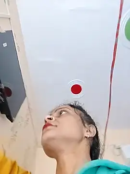 Sonam dhakad online show from October 4, 2025, 5:20 am