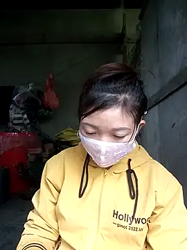 Snapshot of qychiu chatting on November 18, 2025, 1:21 am qychiu online show from November 18, 2025, 1:21 am