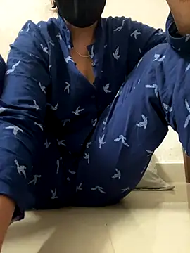 Snapshot of choleorbhature chatting on October 23, 2025, 10:03 am choleorbhature online show from October 23, 2025, 10:03 am