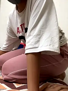 Snapshot of choleorbhature chatting on November 3, 2025, 12:31 pm choleorbhature online show from November 3, 2025, 12:31 pm