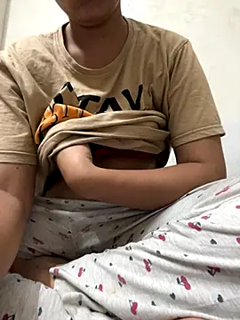 Snapshot of choleorbhature chatting on November 1, 2025, 6:13 pm choleorbhature online show from November 1, 2025, 6:13 pm