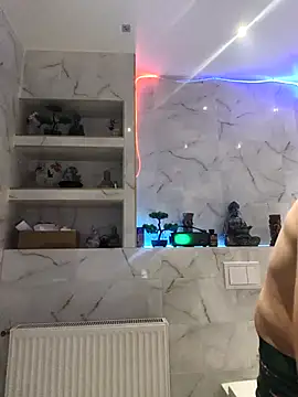 papichulo0099 online show from November 20, 2025, 8:09 pm