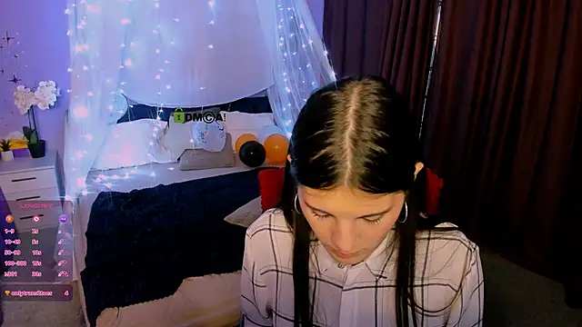 lizzie boom online show from November 5, 2025, 12:47 am