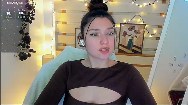 Sandra Curly online show from February 11, 2026, 3:34 pm