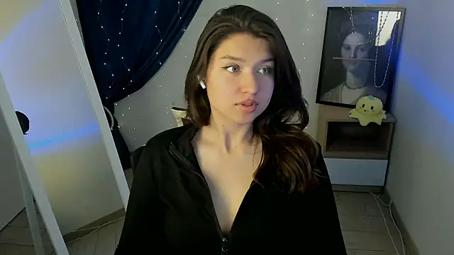 Snapshot of Sandra_Curly chatting on May 15, 2026, 12:58 pm Sandra Curly online show from May 15, 2026, 12:58 pm