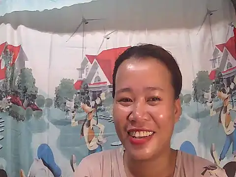 Snapshot of Shizukah_Sun chatting on May 11, 2026, 12:23 am Shizukah Sun online show from May 11, 2026, 12:23 am